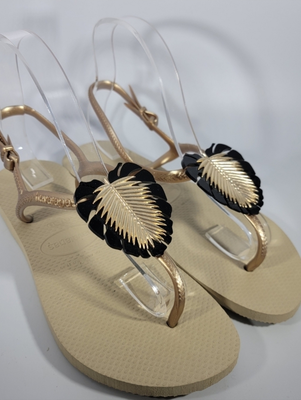 Havaianas Metal Freedom Pin Sandals 7/8 37/38 Gold Black Slingback Leaf Resort